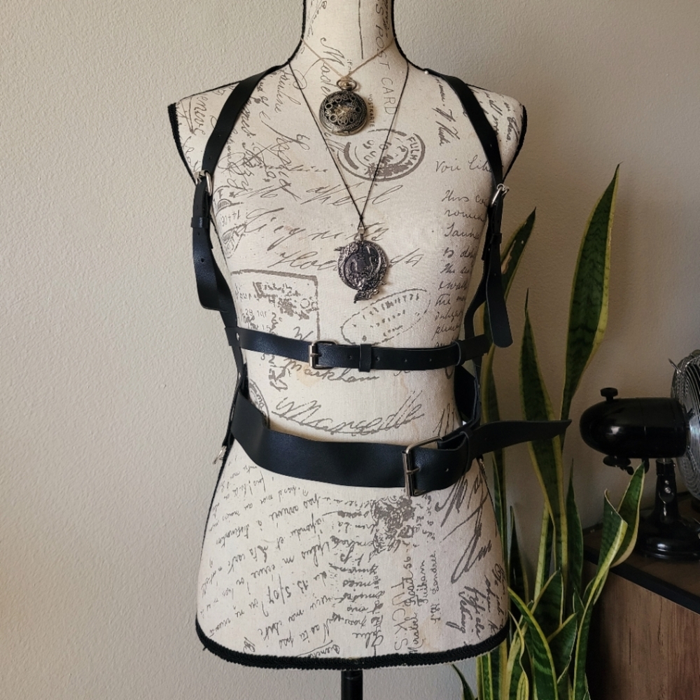 Hot Topic Double Black Buckle Harness